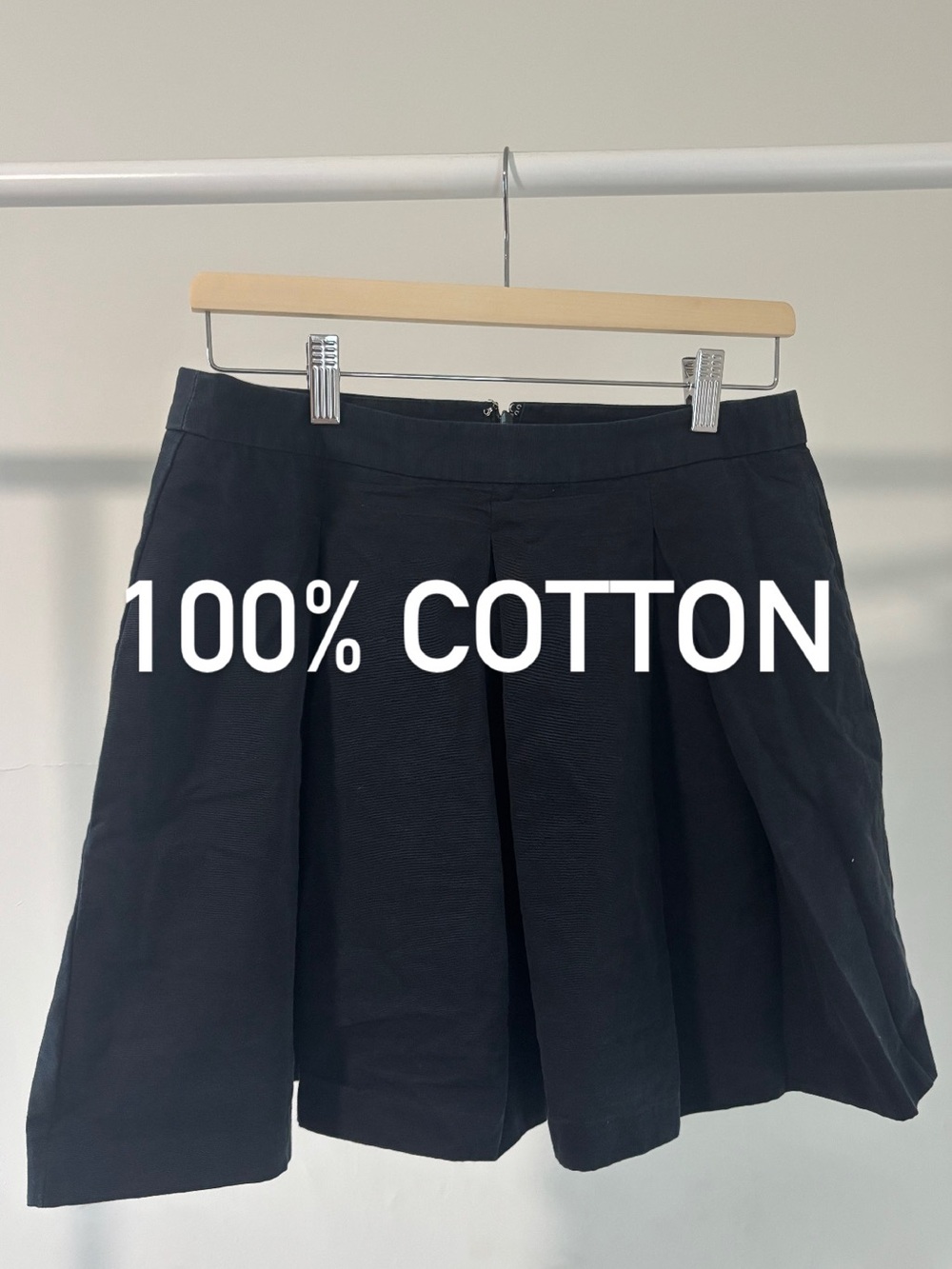 Uniqlo Black Pleated Skirt | 100% cotton | size 8
